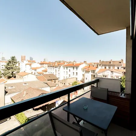 Avec Balcon - Clim Et Parking Ail Appartement *